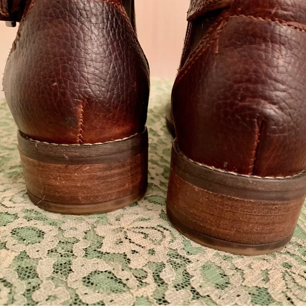 Fat Face boots. Size 9.  Deep brown leather. Side zip. Very good condition! - Picture 7 of 10